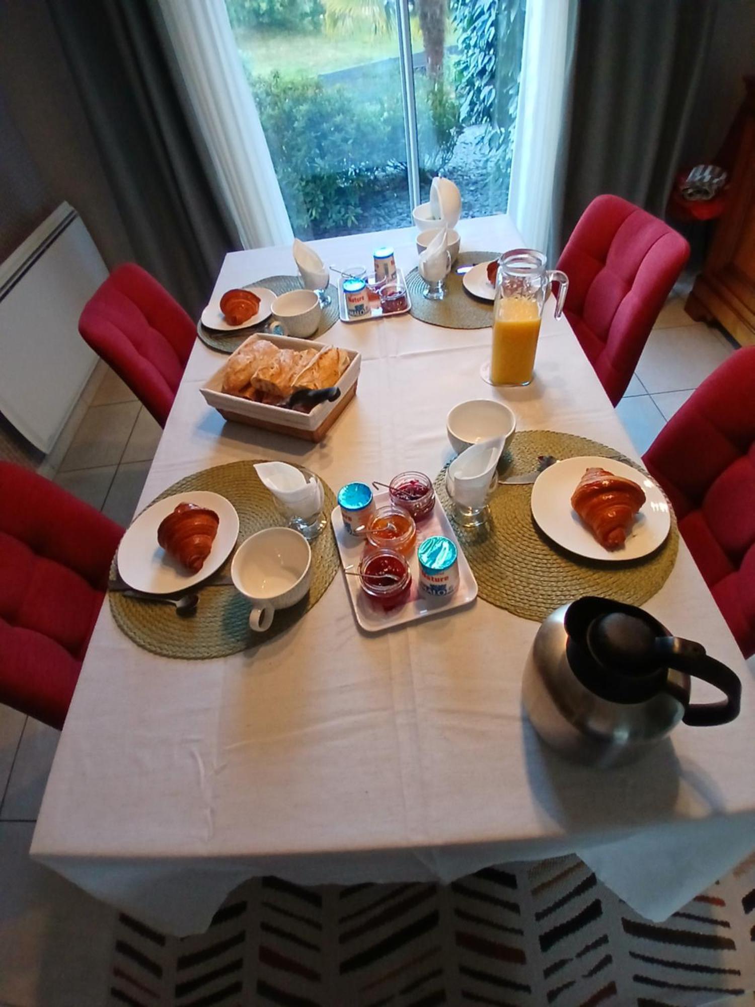 Bed and Breakfast Chez Bernard Et Nicole Betton Екстер'єр фото